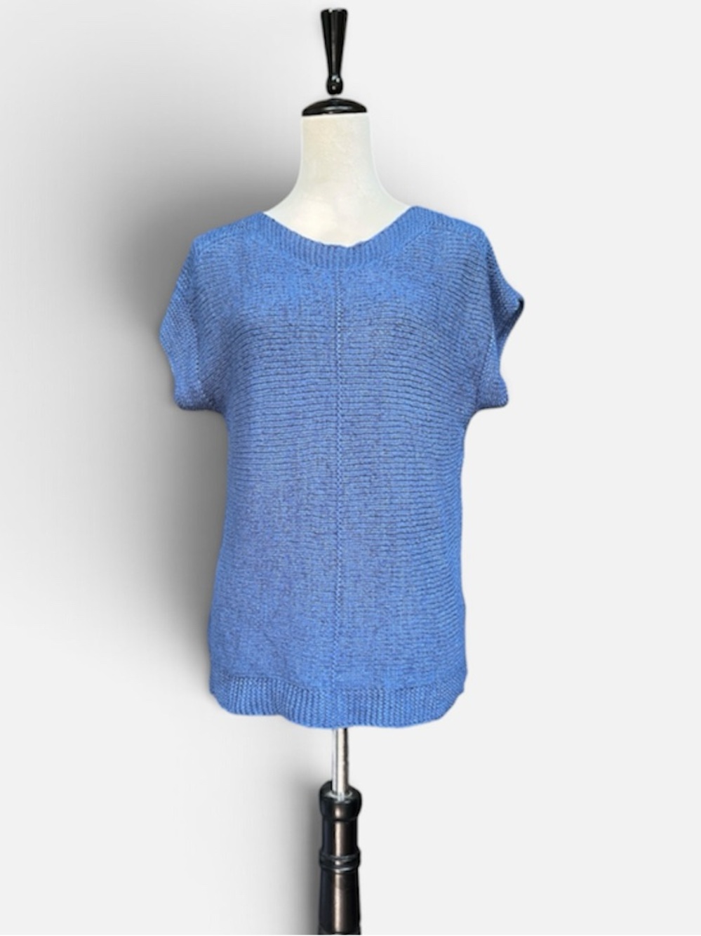 Cable & Gauge Button-Back Knit Cap Sleeve Sweater in Blue Sz Medium - Picture 2 of 12